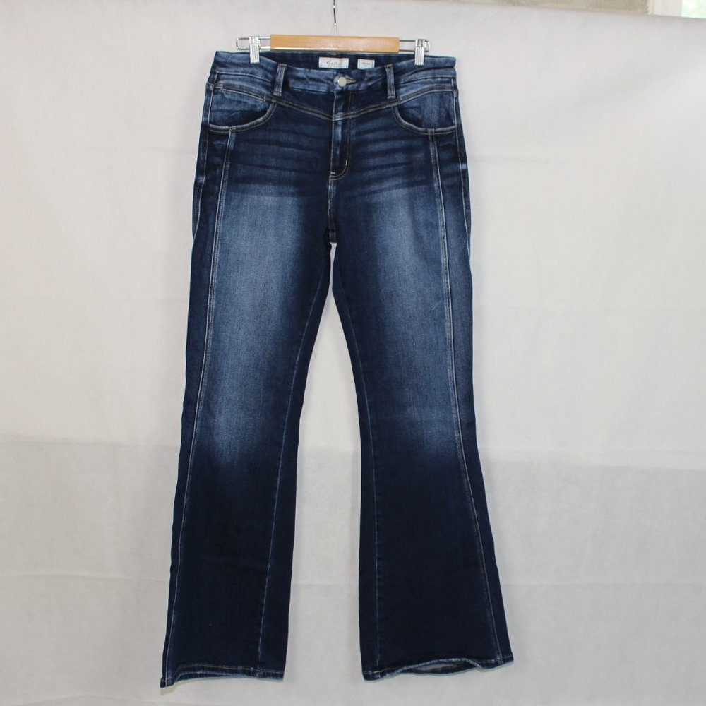 NWOT KanCan High Rise Flare Jeans 32 N63